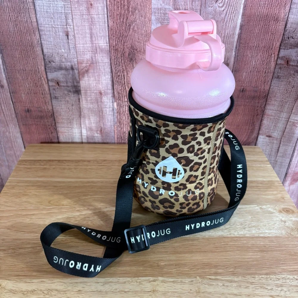 HydroJug‎ Leopard Print And Pink Water Bottle